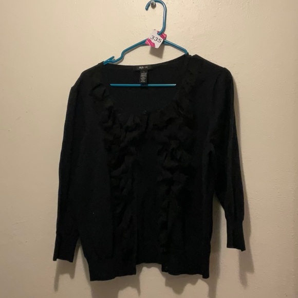 Style & Co. Tops - Cute dressy sweater